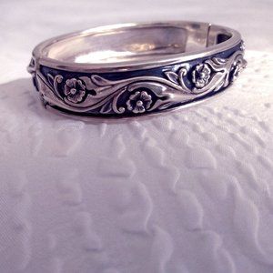 Lyric Sterling Silver Diamond Accent Flower Bangle